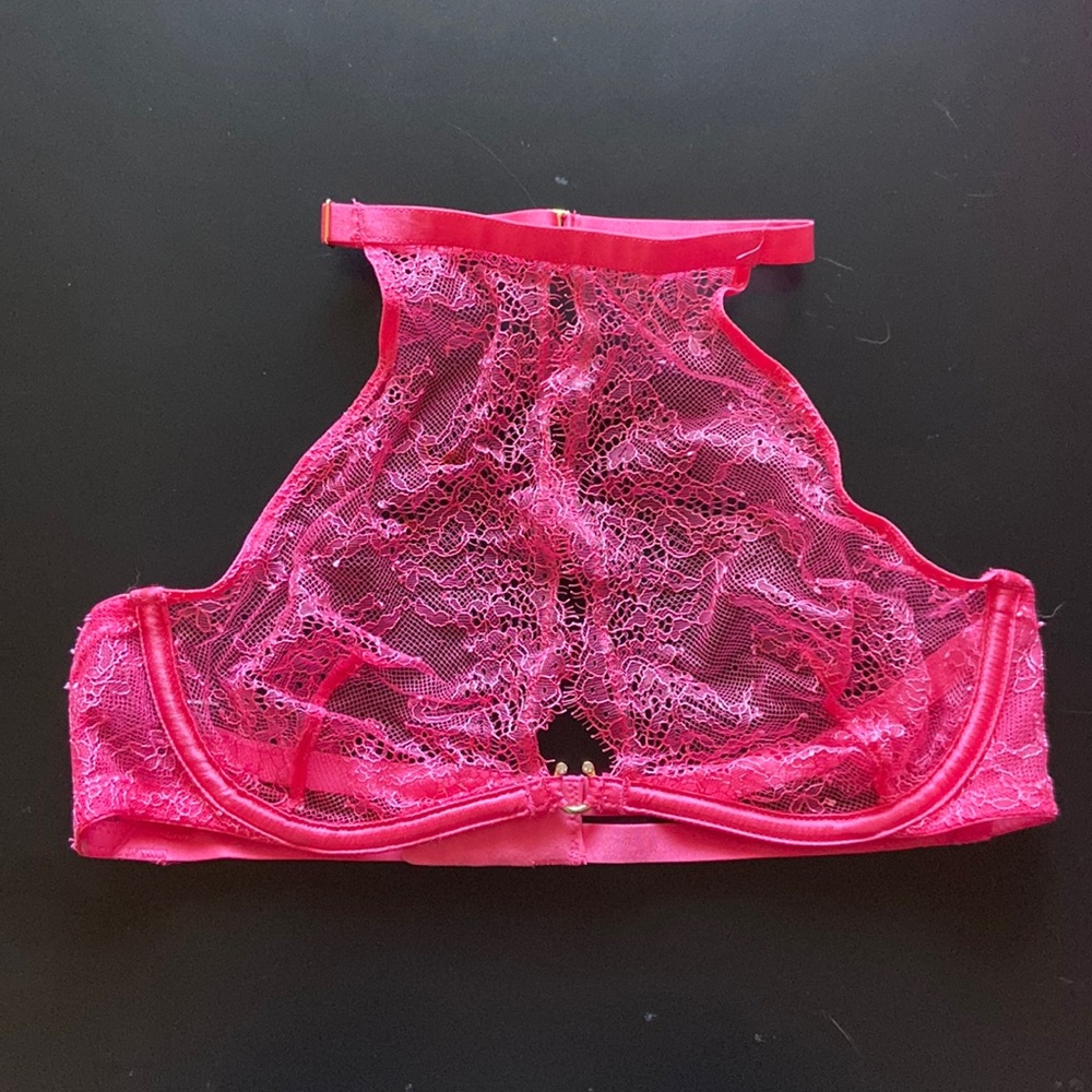 32B victoria's secret see-thru bra
